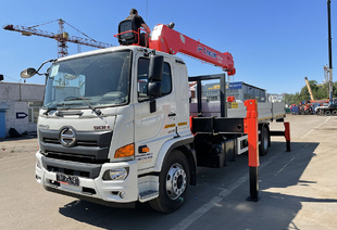 КРАН-МАНИПУЛЯТОР KANGLIM KS2056 НА БАЗЕ ШАССИ HINO 500